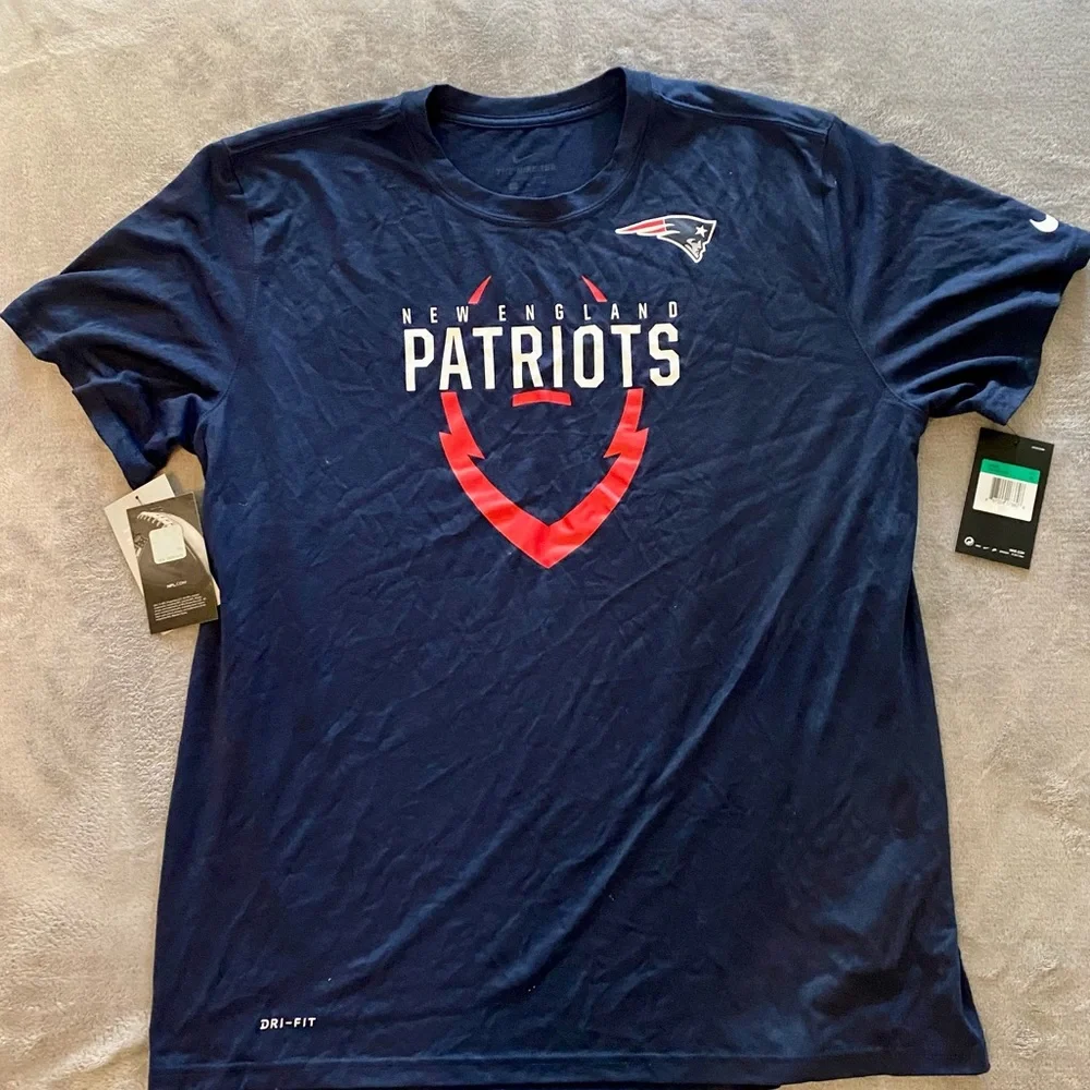 Nike New England Patriots short sleeve tee - Picture 1 of 7